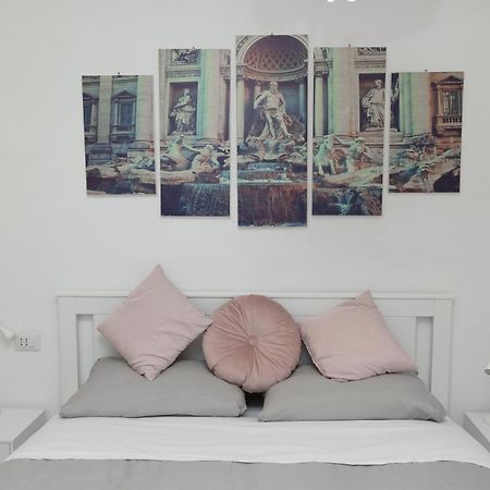 Martina A Piazza Del Popolo Villa Róma Kültér fotó