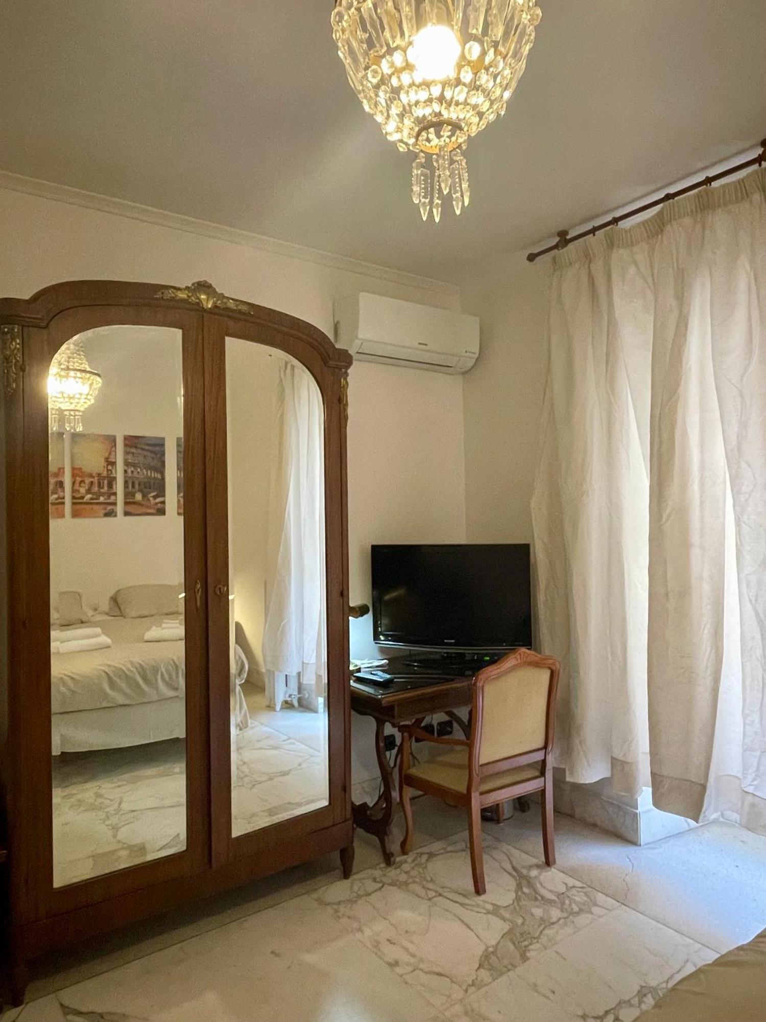 Martina A Piazza Del Popolo Villa Róma Kültér fotó